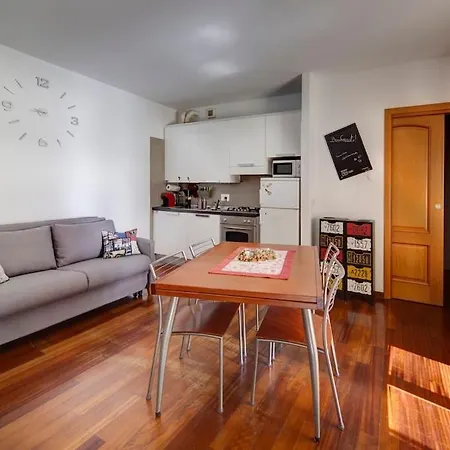 Stefano's Cozy Spot Apartment